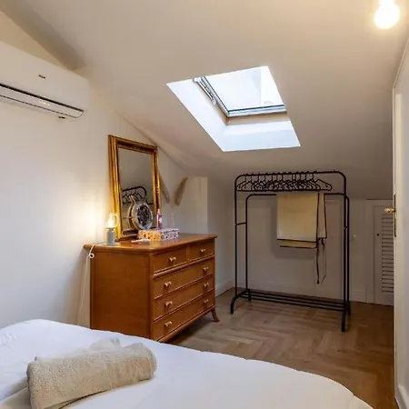 Apartment La Terrazza Su *